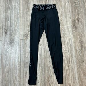 Under Armour boys black  legging sports athletic size Medium missing tag